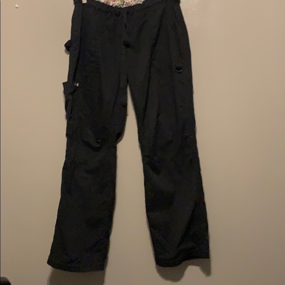 Scrubs ,Lindsey pants koi classic